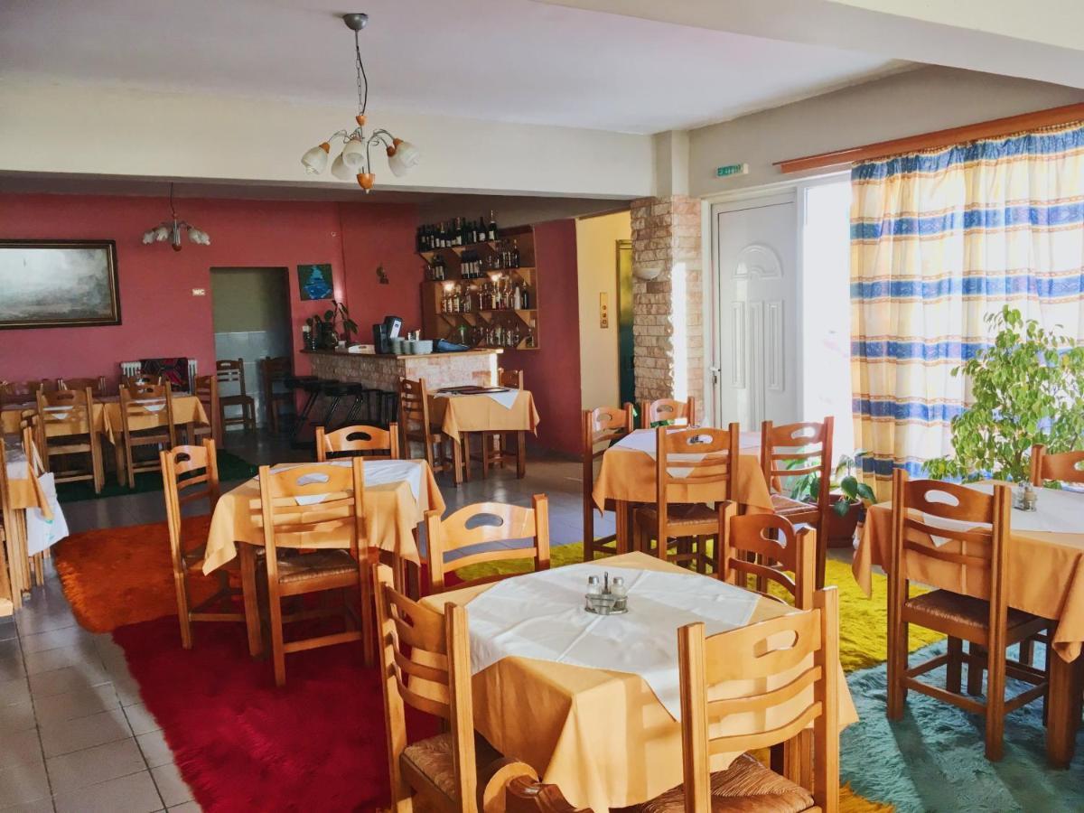 Ξενοδοχείο "Ηραία" Loutra  Buitenkant foto